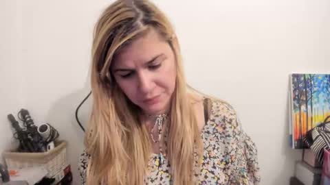 MIA online show from 10.04.25