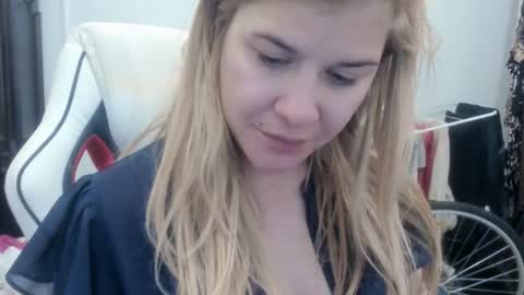 MIA online show from 10.15.25