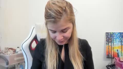 MIA online show from 10.26.25