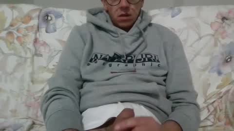 Snapshot of arturpaulval chatting on 01.11.25 arturpaulval online show from 01.11.25