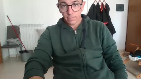 Snapshot of arturpaulval chatting on 11.29.25 arturpaulval online show from 11.29.25