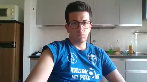 Snapshot of arturpaulval chatting on 04.21.26 arturpaulval online show from 04.21.26