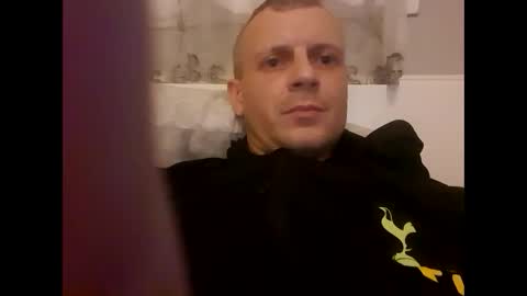 Snapshot of arturporshe69 chatting on 12.13.25 arturporshe69 online show from 12.13.25