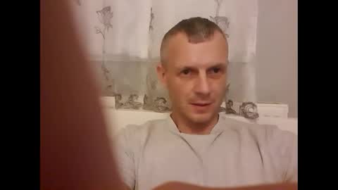 Snapshot of arturporshe69 chatting on 12.15.25 arturporshe69 online show from 12.15.25