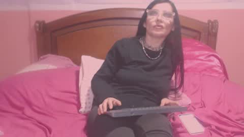 Snapshot of ary_z chatting on 02.19.25 Ary online show from 02.19.25