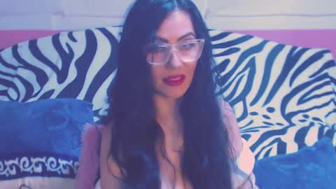 Snapshot of ary_z chatting on 11.15.25 Ary online show from 11.15.25