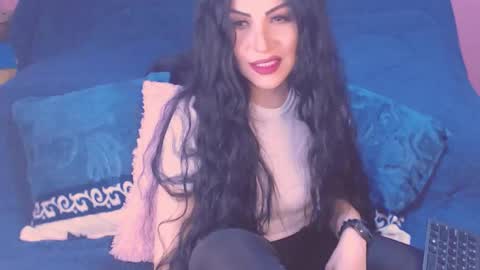 Snapshot of ary_z chatting on 11.26.25 Ary online show from 11.26.25