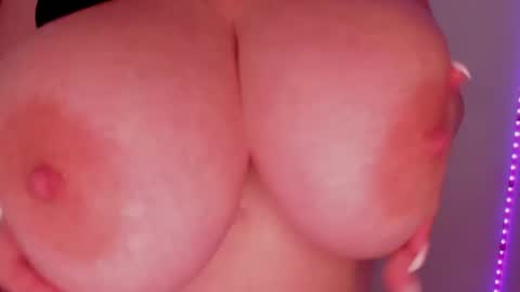 Arianacustom videos available for sale try my special  vibes 112233111222333 private copy at request online show from 01.26.25