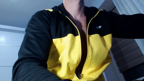 Snapshot of aryanaian1 chatting on 01.20.25 AryanAian1 online show from 01.20.25