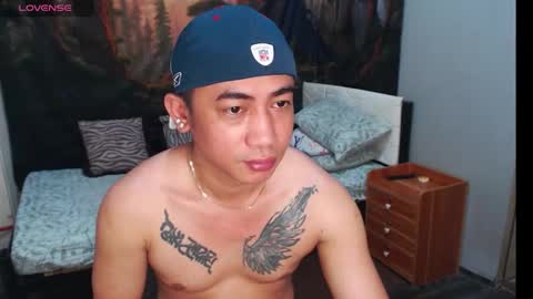 Snapshot of asanhardasrock chatting on 03.25.26 joe eros online show from 03.25.26