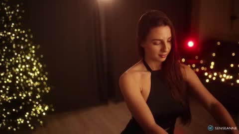 Snapshot of asensse chatting on 12.14.25 Call me Ann online show from 12.14.25