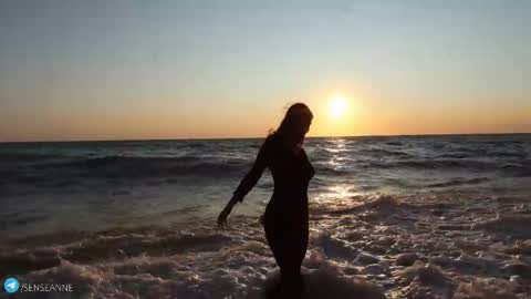 Snapshot of asensse chatting on 04.03.26 Call me Ann online show from 04.03.26