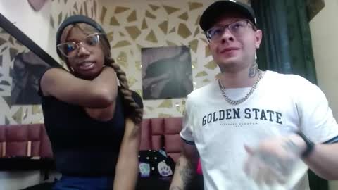 ashanti_and__alejo online show from 10.23.25