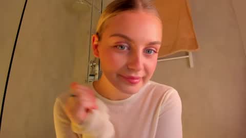 your pretty Ashley online show from 06.16.26