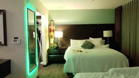 Snapshot of ashelynngrey1986 chatting on 04.05.26 Ashelynn Grey online show from 04.05.26