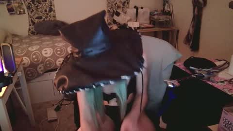 Snapshot of ashethegengar chatting on 10.14.25 Ashley Scarlett online show from 10.14.25