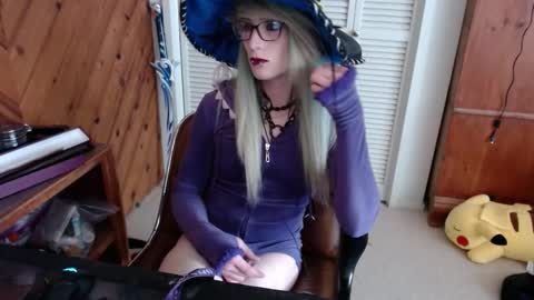 Ashley Scarlett online show from 02.25.26