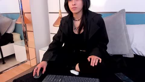 Ashkoreh online show from 11.08.25