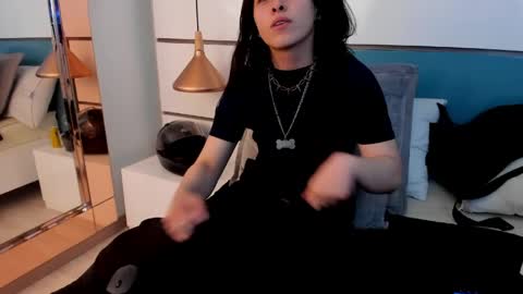 Ashkoreh online show from 05.18.26