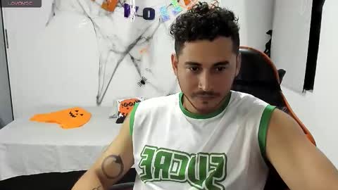 Snapshot of ashlan_king chatting on 10.27.25 ashlan_king online show from 10.27.25