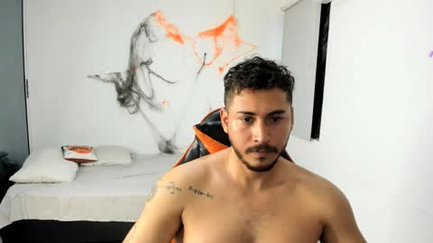 Snapshot of ashlan_king chatting on 11.18.25 ashlan_king online show from 11.18.25