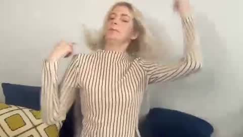 Snapshot of ashleebby818 chatting on 01.10.26 Ashlee online show from 01.10.26