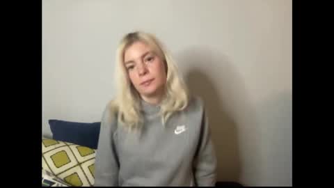 Snapshot of ashleebby818 chatting on 01.12.26 Ashlee online show from 01.12.26