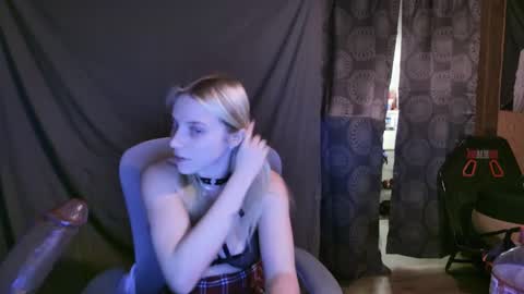 Snapshot of ashleewolfx chatting on 01.02.25 Ashlee Wolf online show from 01.02.25