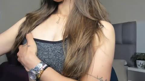 Carolina  online show from 01.17.25