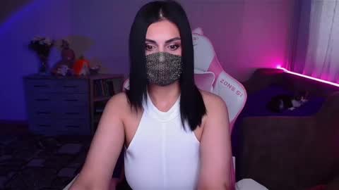 Snapshot of ashley__cooper__ chatting on 02.17.25   Yasmina   online show from 02.17.25