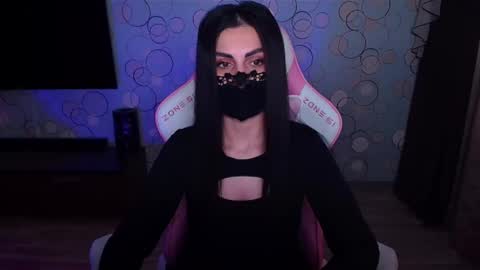   Yasmina   online show from 04.28.26