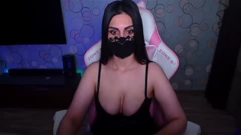   Yasmina   online show from 07.23.26