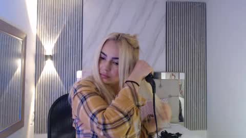 ashley__tylor online show from 06.08.26