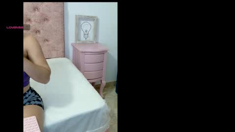 Snapshot of ashley_jonnes_ chatting on 03.07.26 ASHLEY online show from 03.07.26