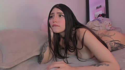 ashley_js online show from 04.29.26