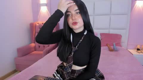 Snapshot of ashley_petit chatting on 05.04.26 ashley_petit online show from 05.04.26