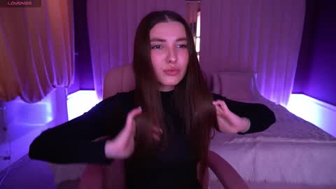 ashleybaee online show from 11.11.25