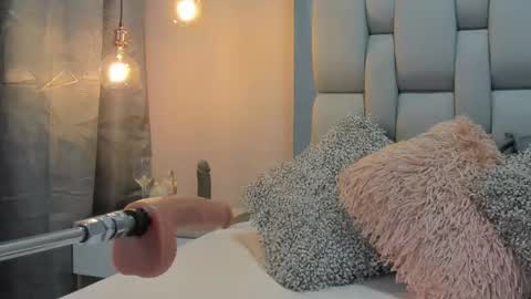 AshleyHill online show from 10.17.25