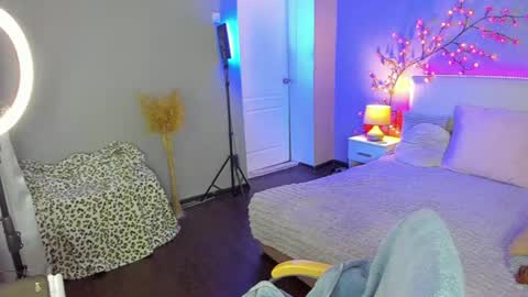 AshleyJonse online show from 07.08.26