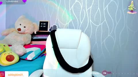 .. Ashley .. online show from 12.05.24