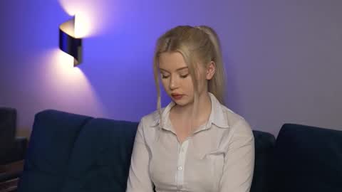 AshleyNiko online show from 12.04.25