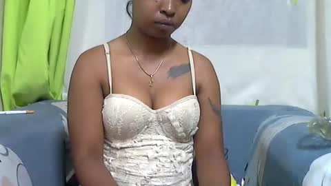 ashleyqueen X online show from 10.21.25