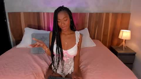 Ashley Santoss online show from 03.05.26