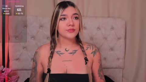 Snapshot of ashleyvalirya chatting on 02.10.25 Ashley Lauren online show from 02.10.25