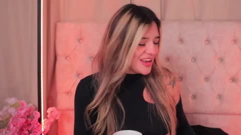 Snapshot of ashleyvalirya chatting on 02.11.25 Ashley Lauren online show from 02.11.25