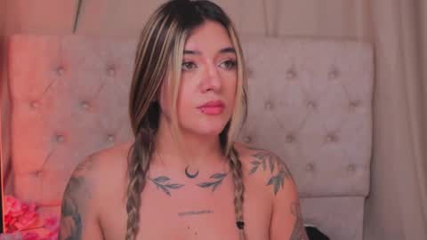 Snapshot of ashleyvalirya chatting on 02.28.25 Ashley Lauren online show from 02.28.25