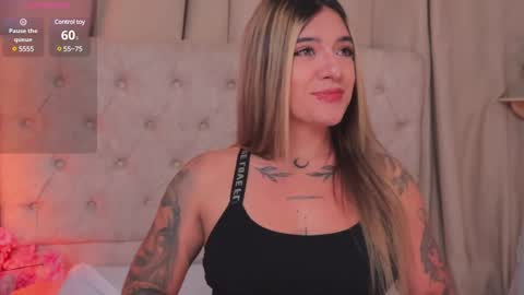 Snapshot of ashleyvalirya chatting on 03.03.25 Ashley Lauren online show from 03.03.25