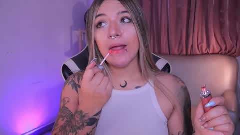 Snapshot of ashleyvalirya chatting on 11.10.25 Ashley Lauren online show from 11.10.25