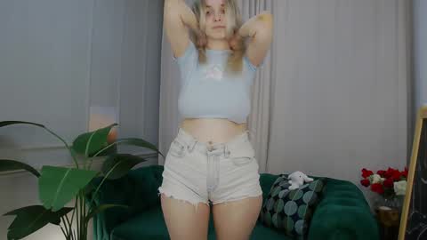 ashly_cherry online show from 04.03.26