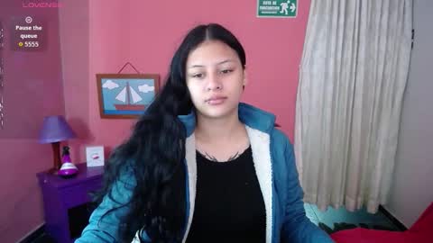 Snapshot of ashly_little2 chatting on 10.10.25 Ashly online show from 10.10.25